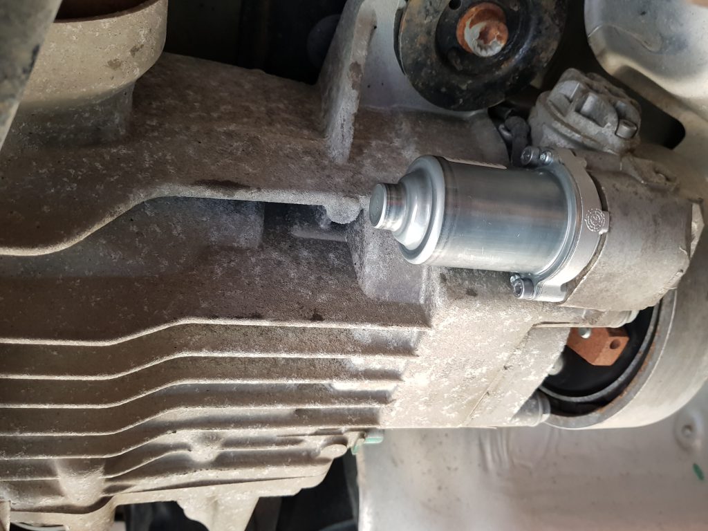 Genuine Haldex pump for Gen 4 Haldex 0AY598549A MDM Technik